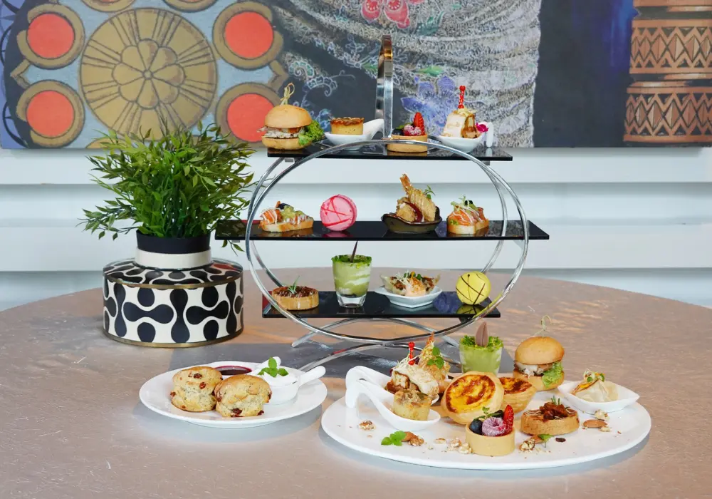 Royale at Mercure Singapore Bugis’ high tea